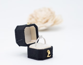 Caja para anillos de joyería de lino y terciopelo, cuadrada, octogonal, estilo georgiano vintage, color negro, ideal para propuestas, compromisos, bodas, presentaciones y regalos.