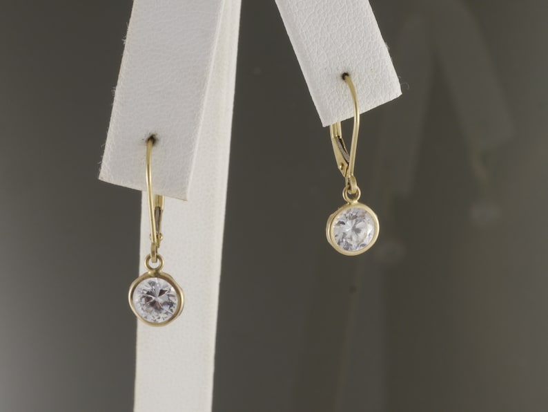 14k Yellow & White Gold CZ Heart Dangle Drop Leverback Earrings Cubic Zirconia Yellow Gold 14k Yellow & White Gold CZ Heart Dangle Drop Leverback Earrings Cubic Zirconia Yellow Gold