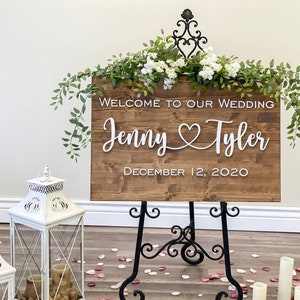 Custom Wood Wedding Welcome Sign: 3D Lettering, Personalized Decor