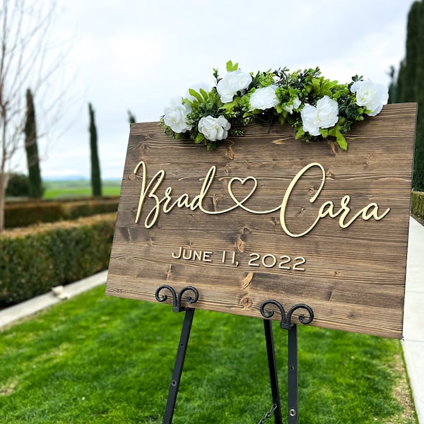Personalized Wedding Welcome Sign: Rustic Wood Decor