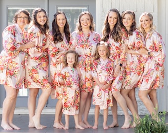 Floral Satin Bridesmaid Robes: Personalized Wedding Party Gifts