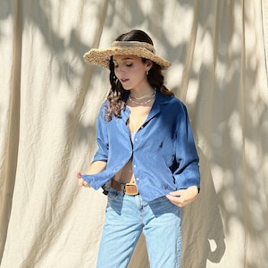 Blusa de seda tingida de índigo