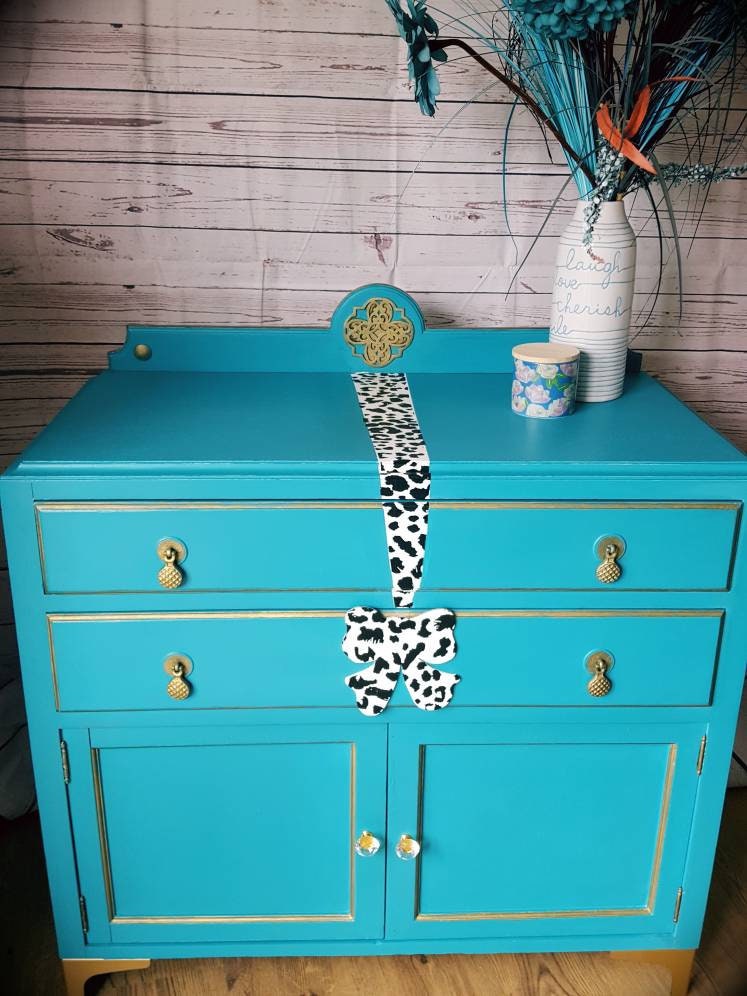 Buy 2024 used dresser