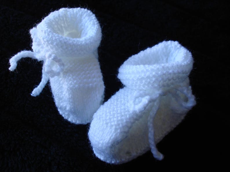 Baby Booties in White 3 ply image 1