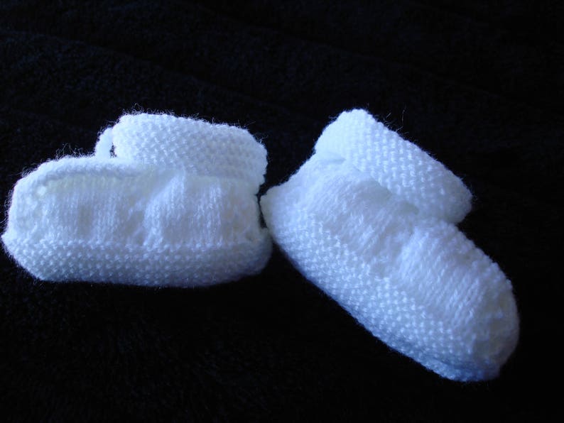 Baby Booties in White 3 ply image 3