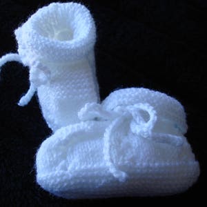 Baby Booties in White 3 ply image 2