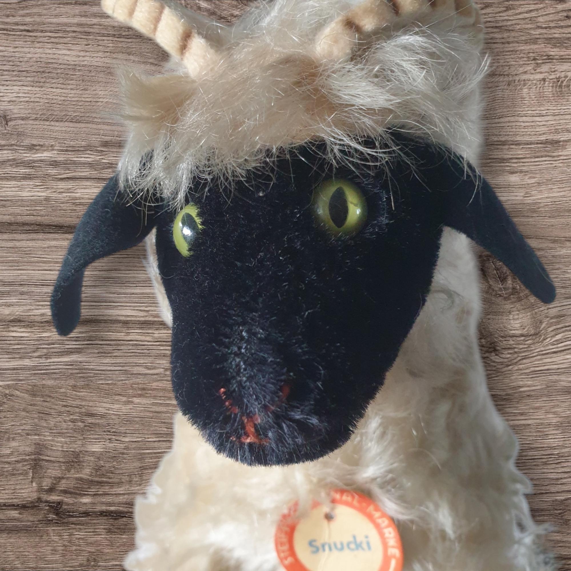 Vintage Steiff Snucki Mohair Mountain Sheep Goat Ram Collectible