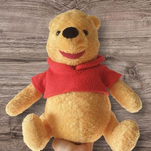 Vintage Gund Disney Pooh Bear plush collectible soft toy Winnie the Pooh 30 cm 11,8 inch retro cuddly toy