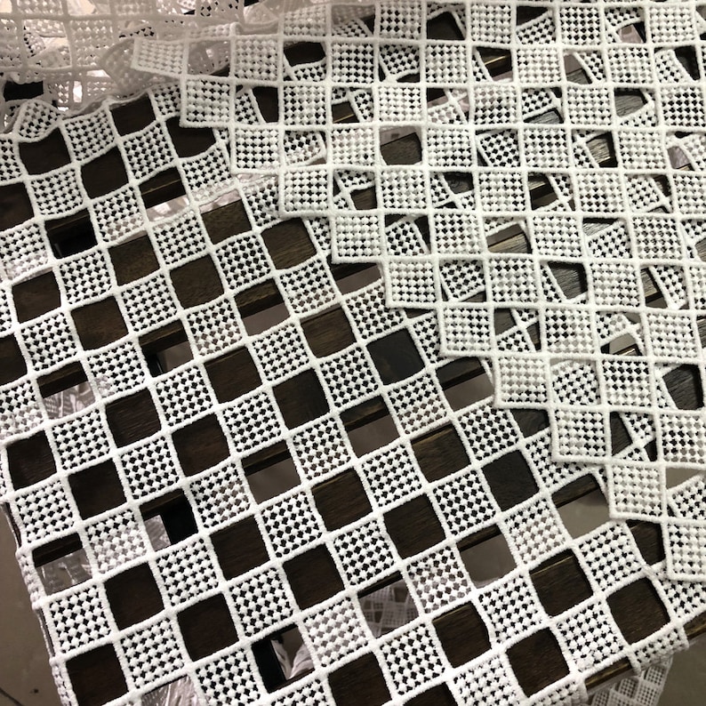 1 Meter Guipure Spitzenborte In Hellweiß/Offwhite - Blumenmuster, Für DIY, Hochzeit & Dekoration