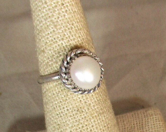 genuine freshwater cultured pearl handmade sterling silver solitaire ring size 6