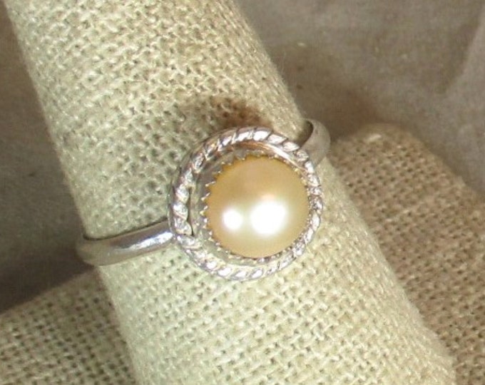 natural pink freshwater cultured pearl handmade sterling silver statement ring size 10