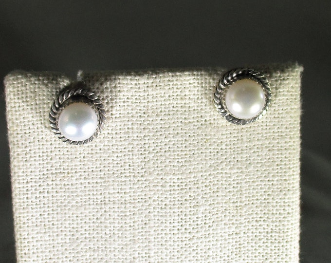 genuine freshwater cultured pearl handmade sterling silver stud earrings