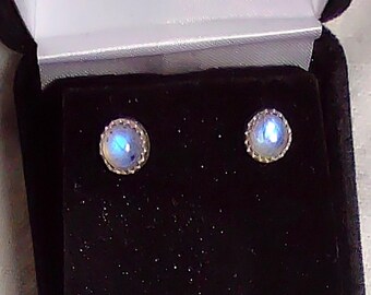 natural AAAAAA grade moonstone gemstones handmade sterling silver stud earrings