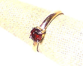 natural red sapphire gemstone 14 k solid gold ring size 8