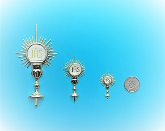 Gold Plastic Chalice Holy First Communion Charms for Party Favors Decoration Event