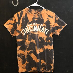 Bleach Dyed University of Cincinnati T-Shirt - Small