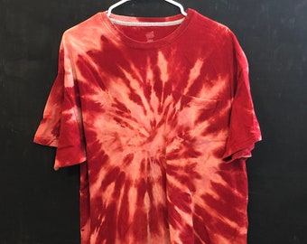 Bleach Dyed Red Pocket T-Shirt - Grande