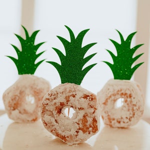 Pineapple Donut Topper, Luau Party Decorations, Pineapple Cupcake Toppers, Tropical Party Decorations, SET of 12 Toppers