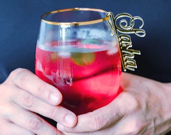 Personalized Acrylic Drink Charms: Wedding & Party Glass Markers
