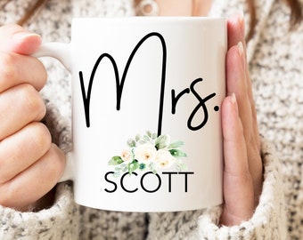 Mrs Coffee Mug for her, Engagement Gift for Bride, Wedding Mug, Future Mrs Coffee Mug Bridal Shower Gift