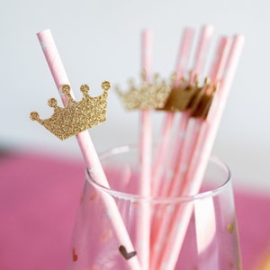 Pink and Gold Princess Crown Party Straws: Elegant Birthday Decor