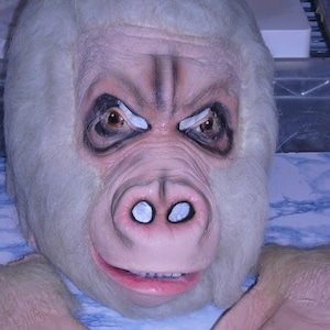 Vintage Collectible Don Post Studios "White Bongo Gorilla" 1981 mask & hands set