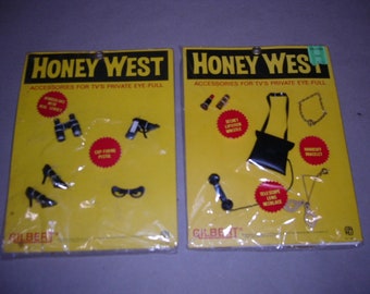 Vintage "Honey West" doll accessories  Binoculars & High Heels 1 card (Pocketbook card is SOLD OUT)