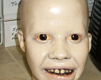 RARE!! Original Linda Blair "Exorcist" head display blank