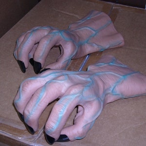 Vintage Famous Monsters "Monster Claws" pair of hands Not Don Post Studios