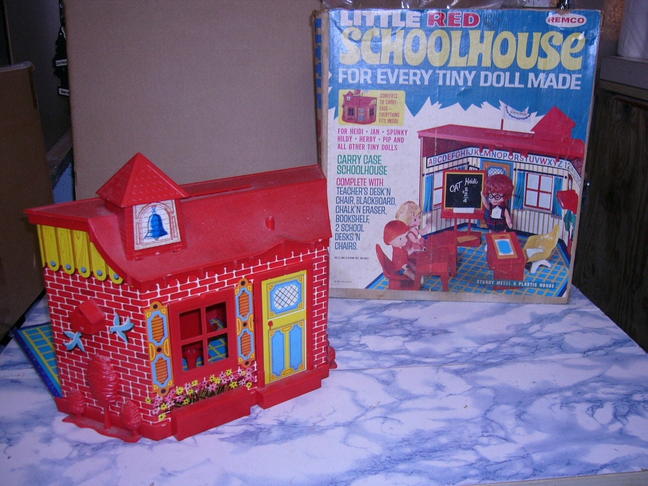 Doll best sale school house