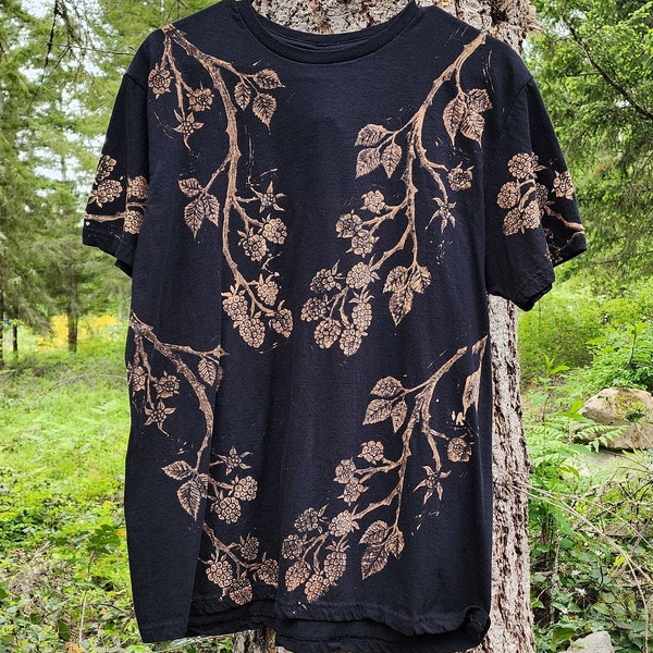 Blackberry Bramble Bleach Printed Black T Shirt *Made-to-Order sizes XS-10XL*