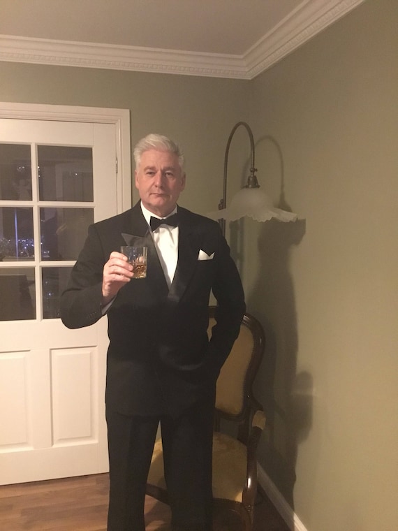 1940s Men’s Formalwear, Tuxedos, Evening Attire 1940s dinner suit $429.67 AT vintagedancer.com