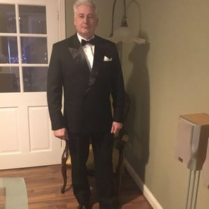 Mens reproduction 1940&quot;s dinner suit