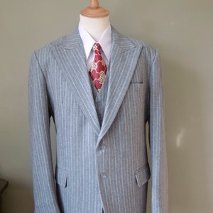 1930's single breasted light grey chalk stripe suit ( The Lord Percy)