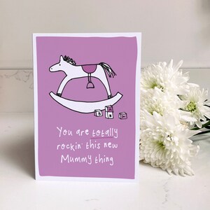 Jolie carte pour la fête des mères/nouvelle maman - Maman pour la première fois et bébé, cheval à bascule, maman dure à cuire, vous avez ce soutien Doula, quatrième trimestre, meilleure amie