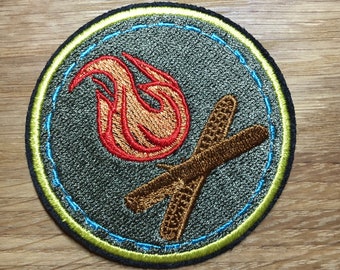 Round Campfire Patch - 6,5 cm De diamètre - Backpacking Travel Mountains Bird Holiday Hiking Camping Patches Patches Minimalism Nature Fire