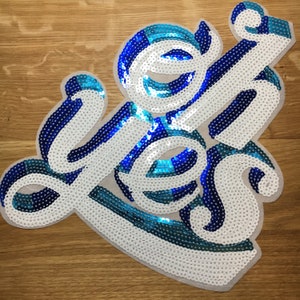 Huge "OH YES" patch with sequins - 27 cm x 24 cm for ironing - Sparkling in blue & white - Decoration