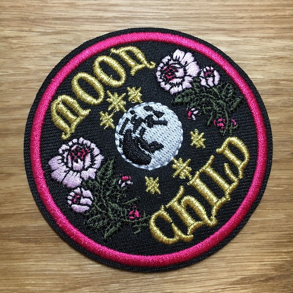 Rundes MOON CHILD Patch 7,5cm Durchmesser zum Aufbügeln - Natur Mond Schamanismus Pagan