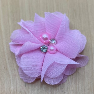 Fiori in tessuto rosa baby realizzati in chiffon con perle e glitter - circa 5 cm - Applicazione floreale fai da te, riciclo, cucito, fiori da giardino #4 - Colore 10