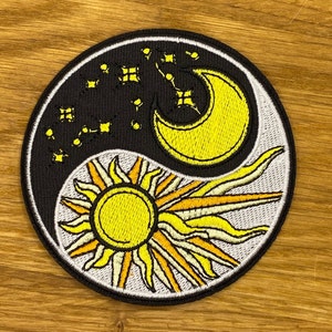 Rundes Sonne und Mond Ying & Yang Patch 7,5cm Durchmesser zum Aufbügeln Ethno Hippie Wanderlust Backpacking Spirituell