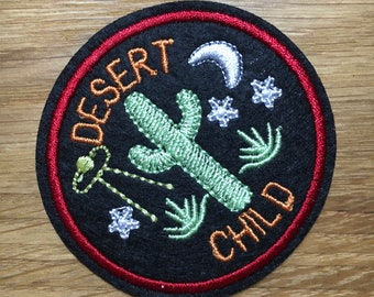 patch rond DESERT CHILD avec cactus - env. 6 cm de diamètre - esprit libre - voyage en sac à dos désert chaleur lune étoiles OVNI