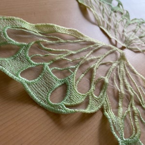 Green-cream pastel fairy wing patches for sewing - approx. 30 x 13 cm - butterfly elf fairy tale cosplay princess fantasy lace