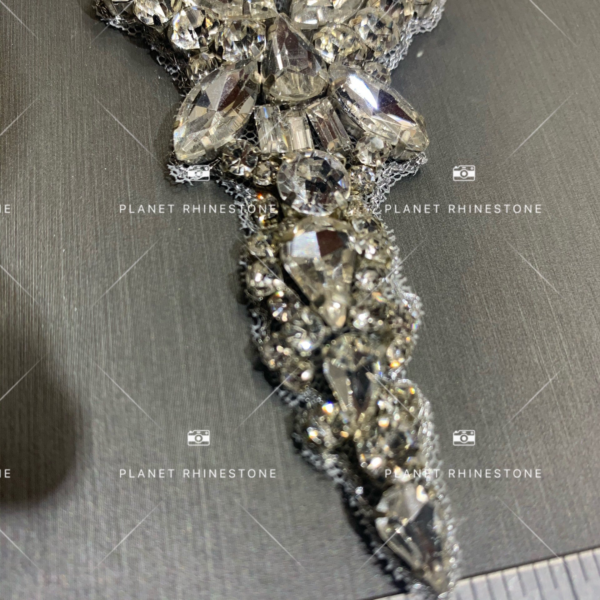 Sew oN Rhinestone APplique