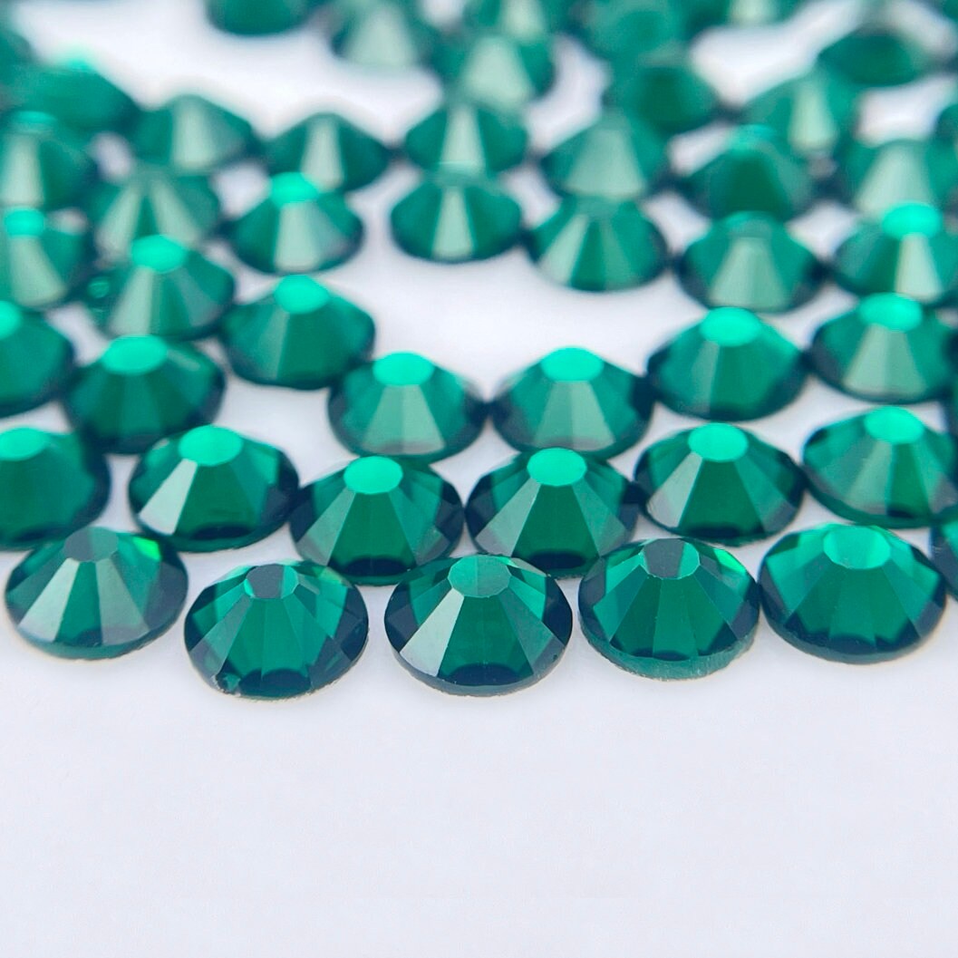 EMERALD GLASS FLATBACK RHINESTONES - SET OF 1188 PCS