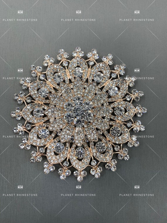 hIgh QOuality rhinestone brooch