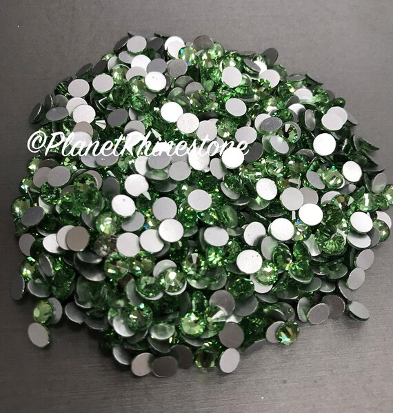 Periodot / 10 Gross / SS20 / Flat back / Egyptian Crystals