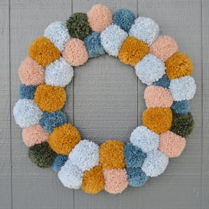 Warm pom pom wreath, colorful pom pom wreath, holiday pom pom wreath, pom pom wreath