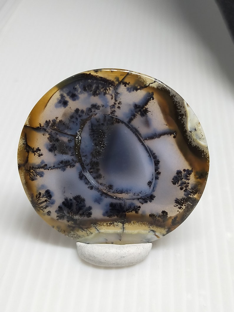 Dendritic agate cabochon