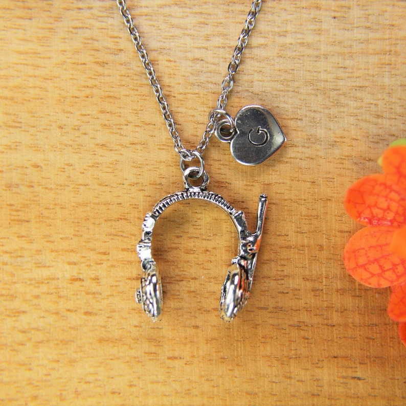 Headphone Necklace Personalized Headhopne Necklace Headhpone Etsy