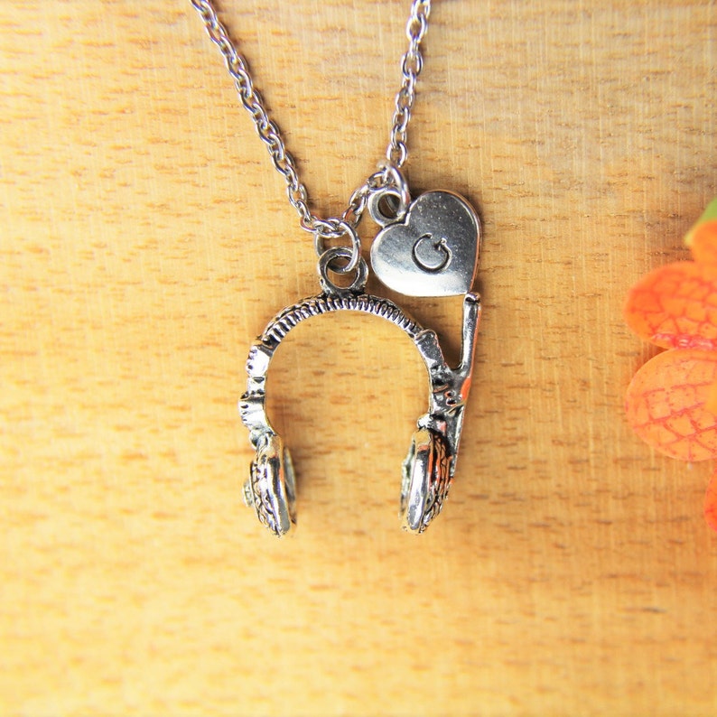 Headphone Necklace Personalized Headhopne Necklace Headhpone Etsy